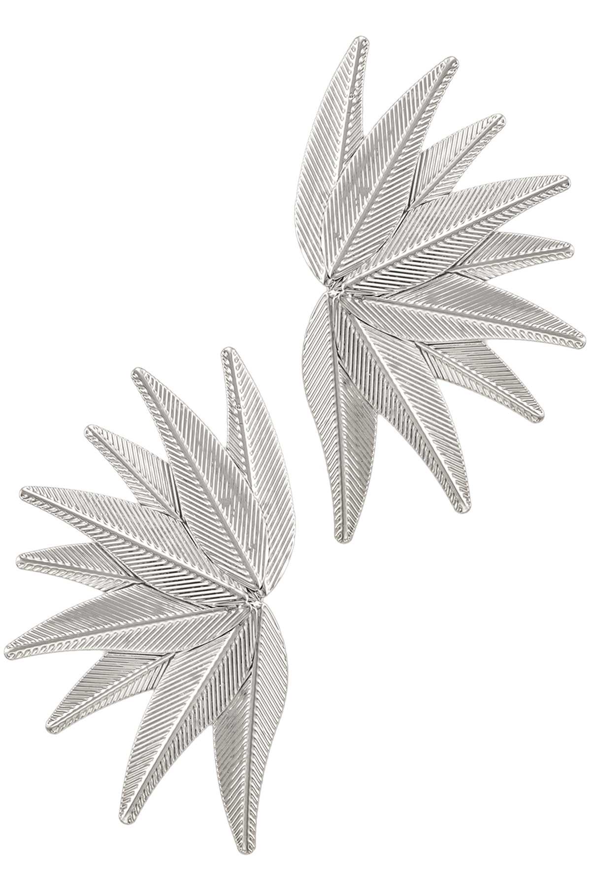 Wing Shape Textured Leaf Stud Earrings