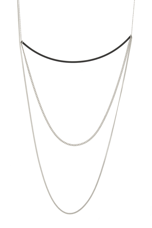 Bant bar and metal chain layered necklace