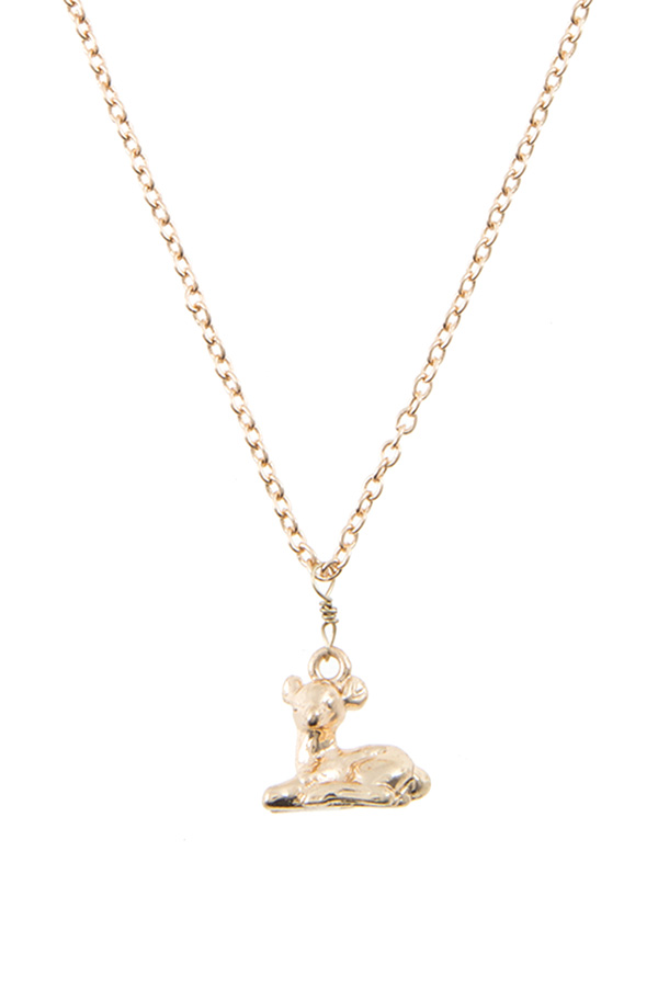 Deer pendant necklace