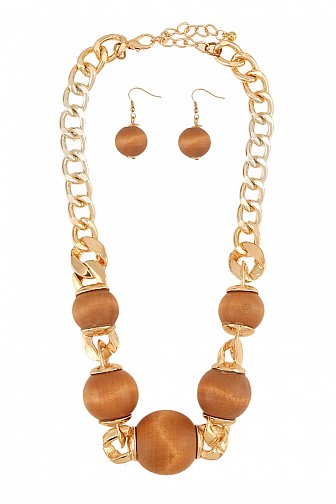 METAL CHAIN NECKLACE SET WITH WOOD BEAD ACCENT