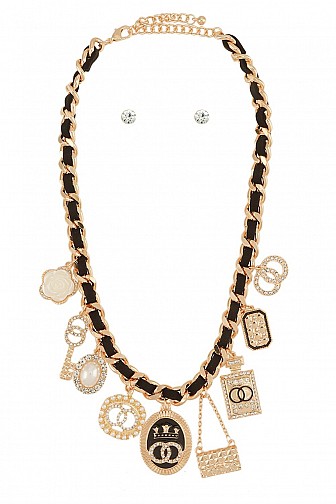 MULTI CHARM LAMBSKIN PENDANT NECKLACE SET