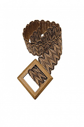 Tan zigzag woven belt with square buckle