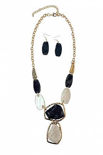 Bold Acrylic Geometic Pendant Collar Jewelry Set