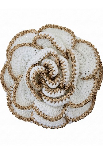 3D Crochet Rose Crossbody Bag with Gold Chain