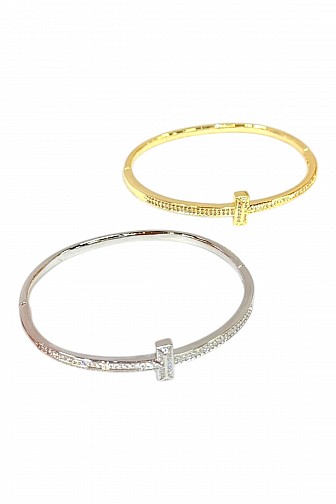 Cuff bracelet with rhinestones