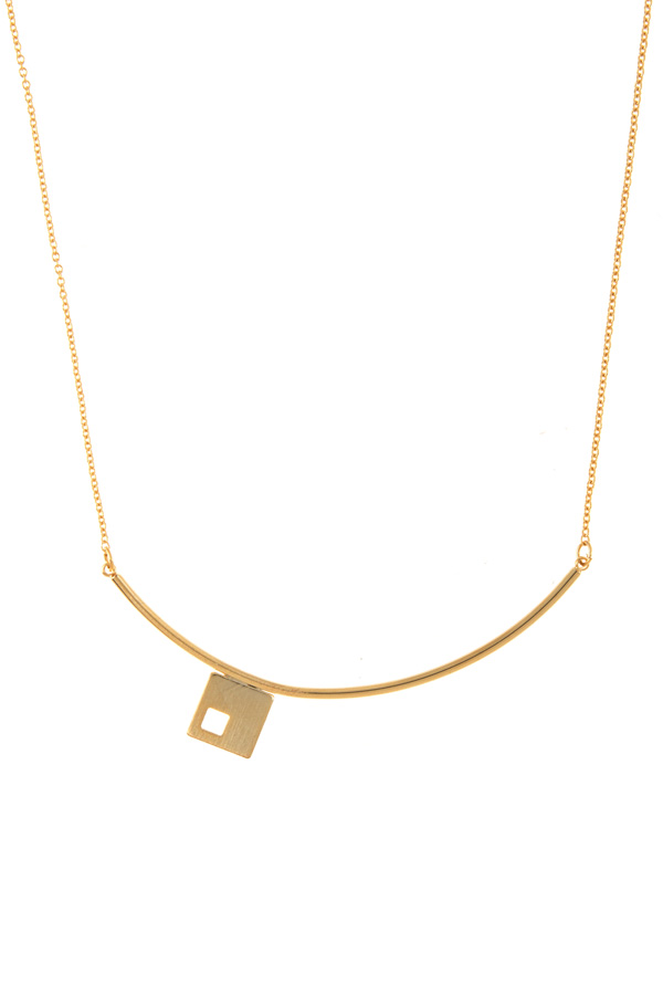 Curved bar with square pendant necklace